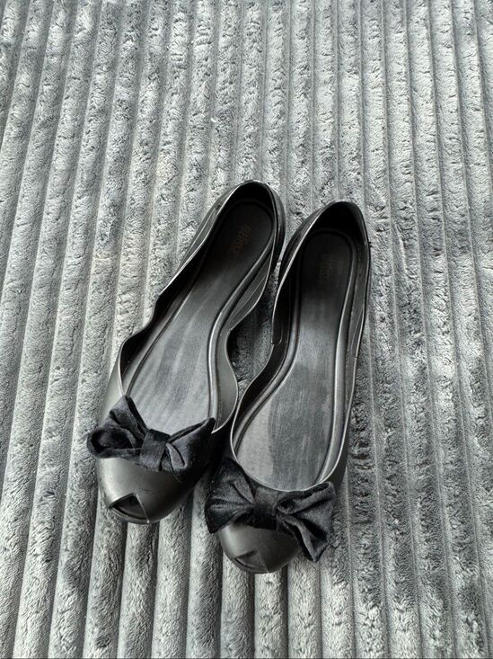 Melissa Shoes - Melissa Womens Black Peep Toe Rubber Jelly Flats With Velvet Bow Flats Size 10